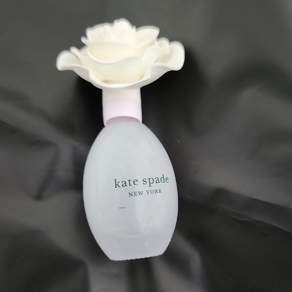 kate spade White Floral Body Oil - Picture 2 of 5